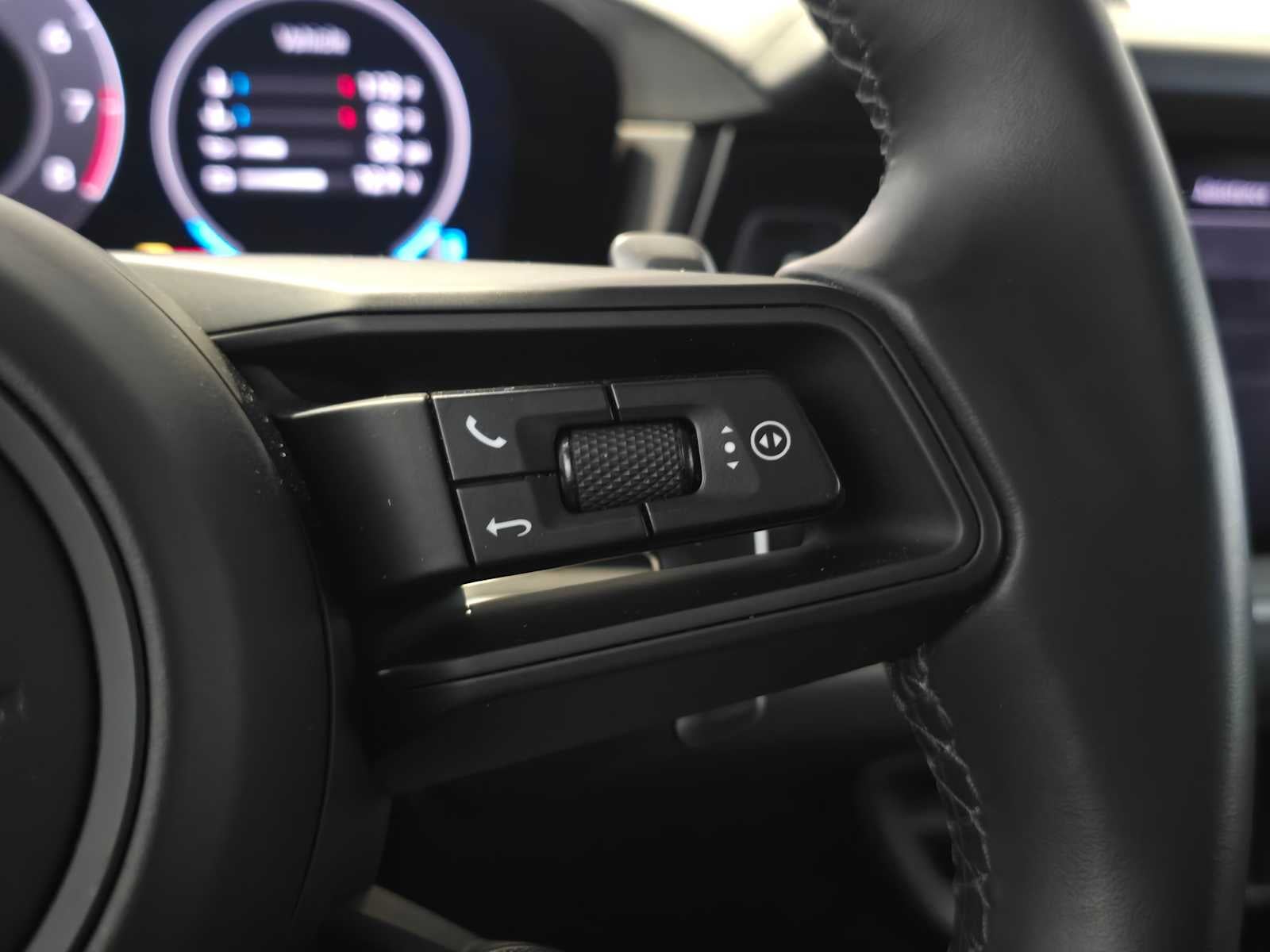 2024 Porsche Cayenne S