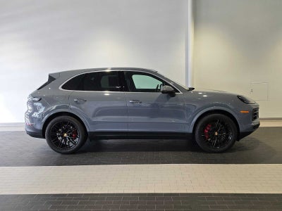 2024 Porsche Cayenne S