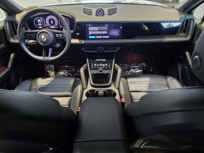 2024 Porsche Cayenne Base