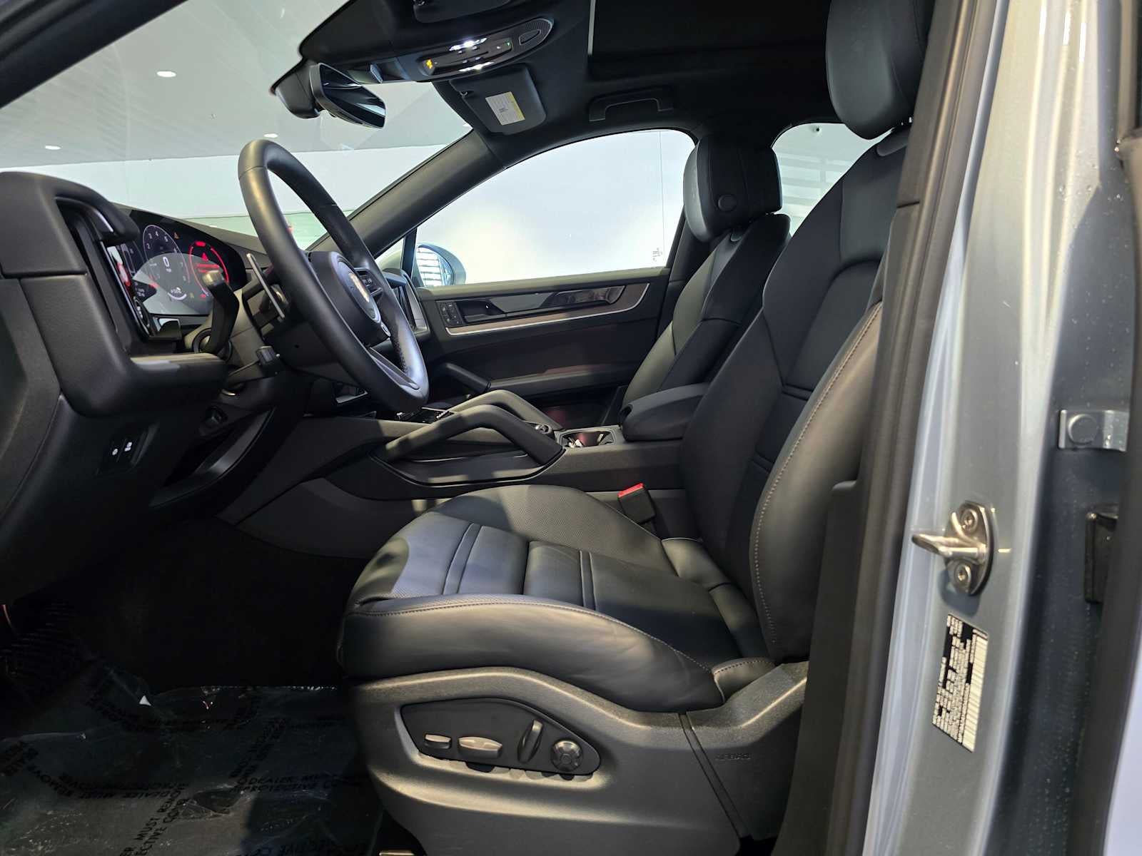 2024 Porsche Cayenne Base