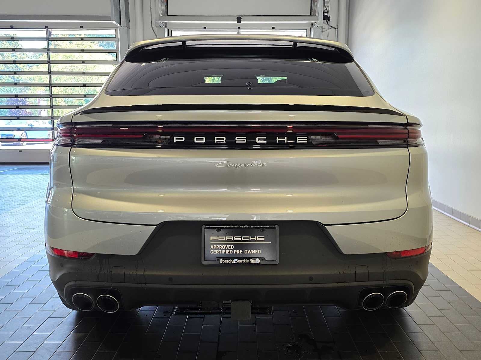 2024 Porsche Cayenne Base
