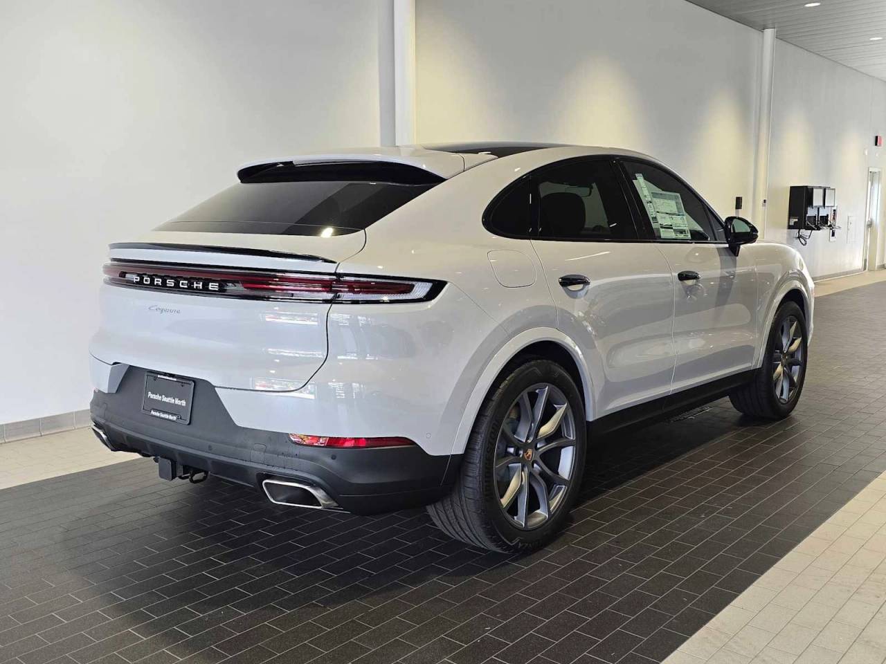 2025 Porsche Cayenne Base