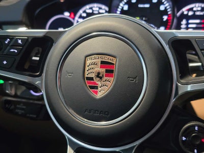 2023 Porsche Cayenne Platinum Edition Hybrid