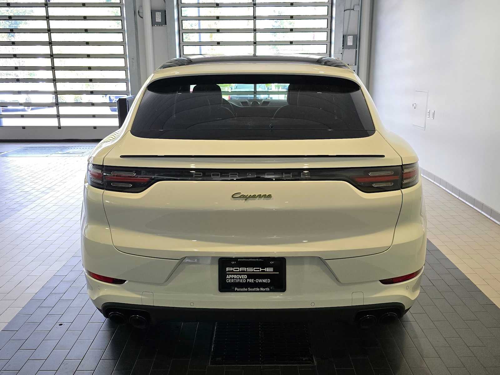 2023 Porsche Cayenne Platinum Edition Hybrid