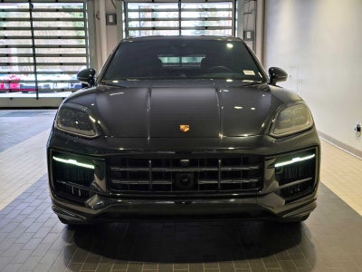 2025 Porsche Cayenne GTS