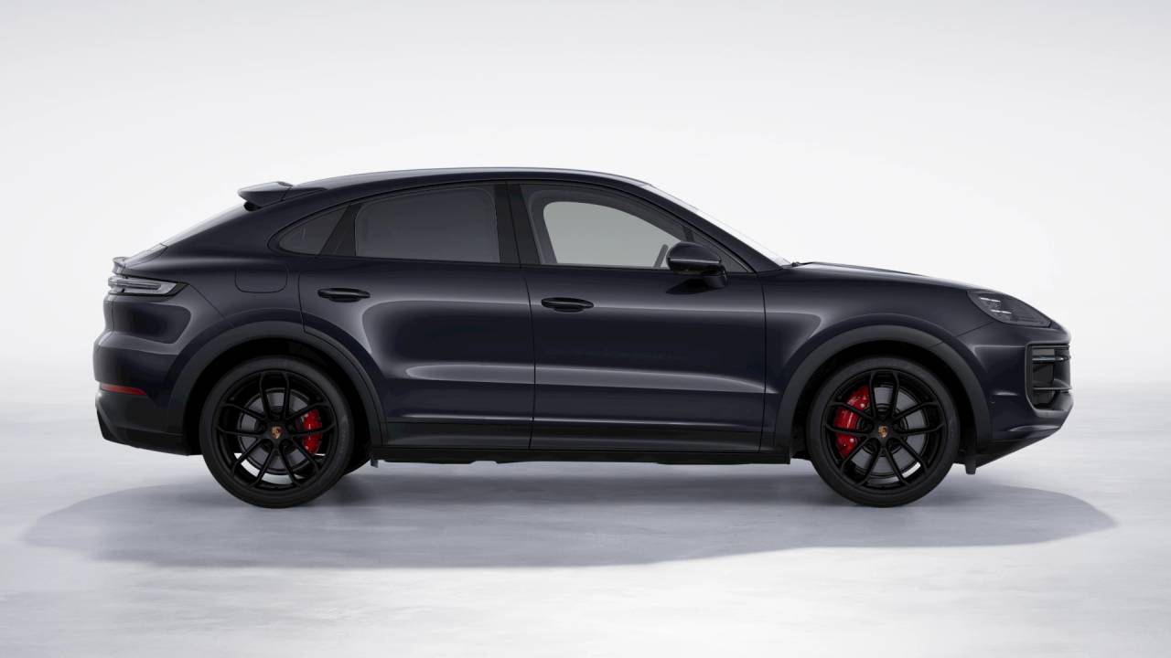 2025 Porsche Cayenne GTS