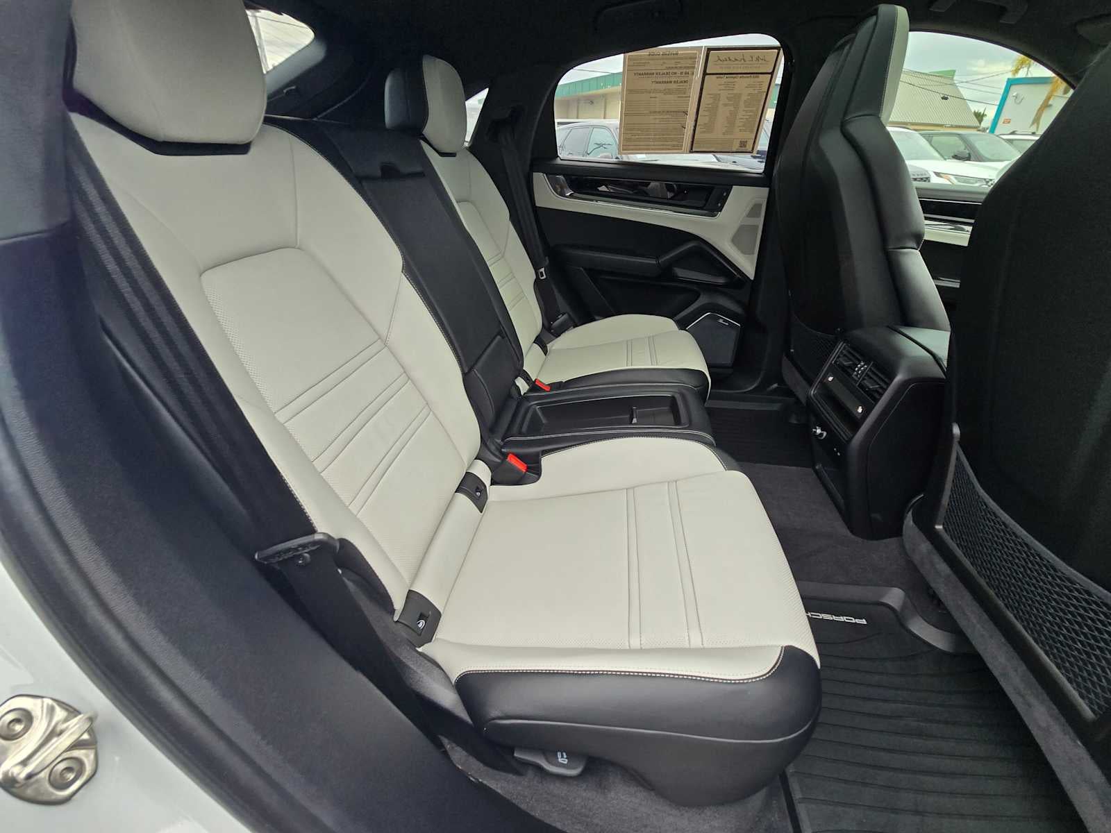 2025 Porsche Cayenne Turbo E-Hybrid