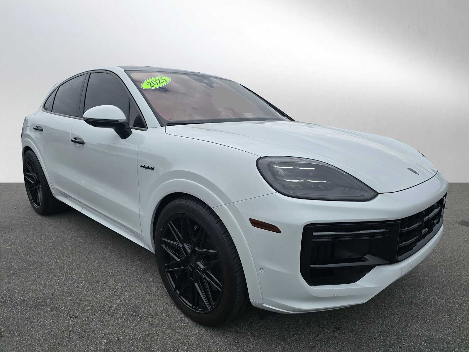 2025 Porsche Cayenne Turbo E-Hybrid